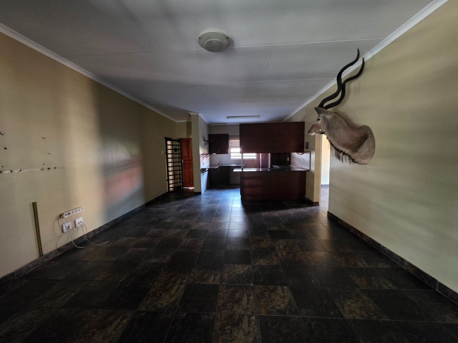 3 Bedroom Property for Sale in Waterkloof East North West